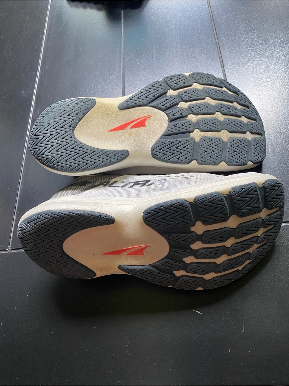 Altra Women's Vanish Carbon Size 7.5 Preowned Best Racing and Carbon Plated - Picture 3 of 6
